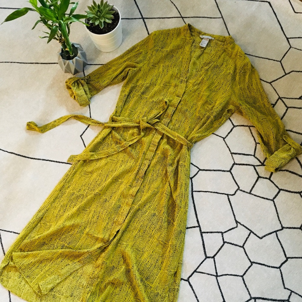 Lightweight button down tie dress